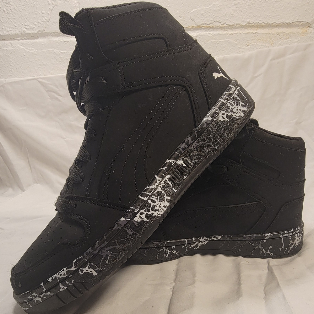 PUMA Black High-Top Sneakers with Marble-Accent Soles - Picture 2 of 5